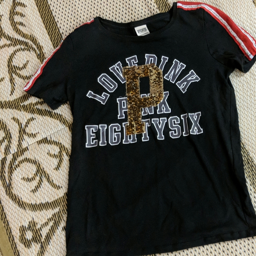 Like new Victoria secret pink bling top